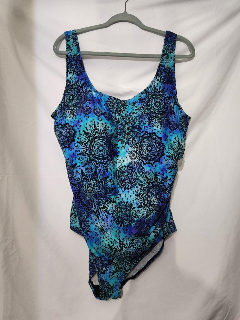 Swimsuits For All Aquabelle One Piece Swimsuit Size 24 Blue Mandala Print